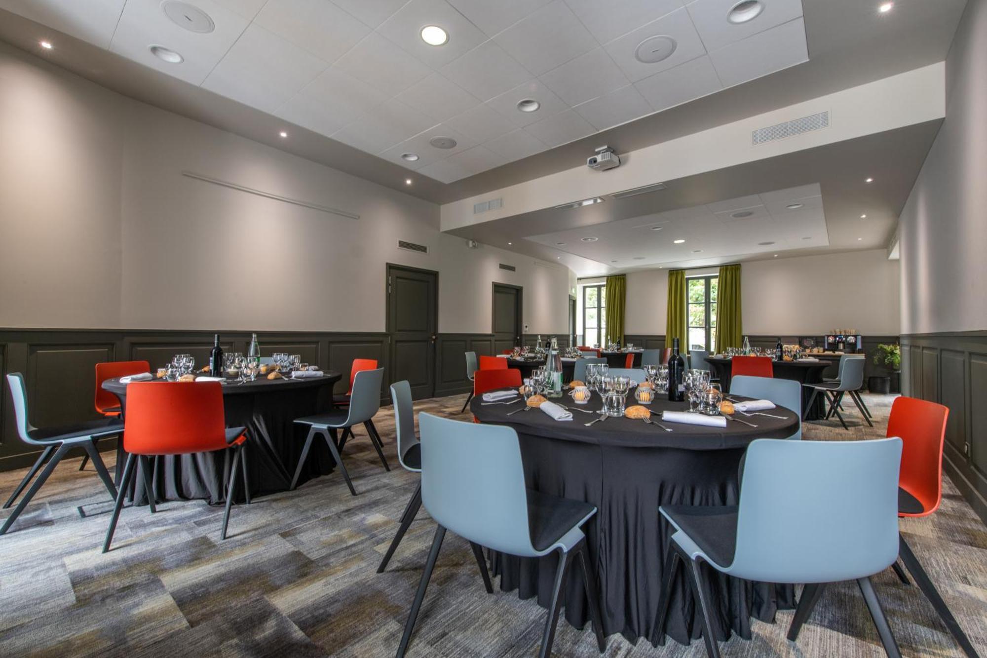 Le Saint-nicolas Hotel 4*